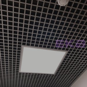 Фото Подвесной реечный потолок грильято с местом под светильники