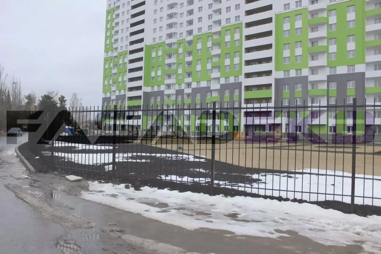 syt5sa1210u335l4vequ9xdq5zbzfetv.jpg.webp