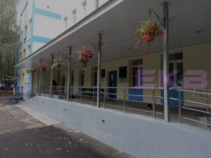 Фото Ограждение крыльца